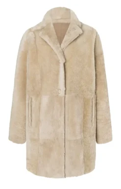Lambskin Jackets<WERNER CHRIST Desiree: Classic, Reversible Lambskin Coat Beige